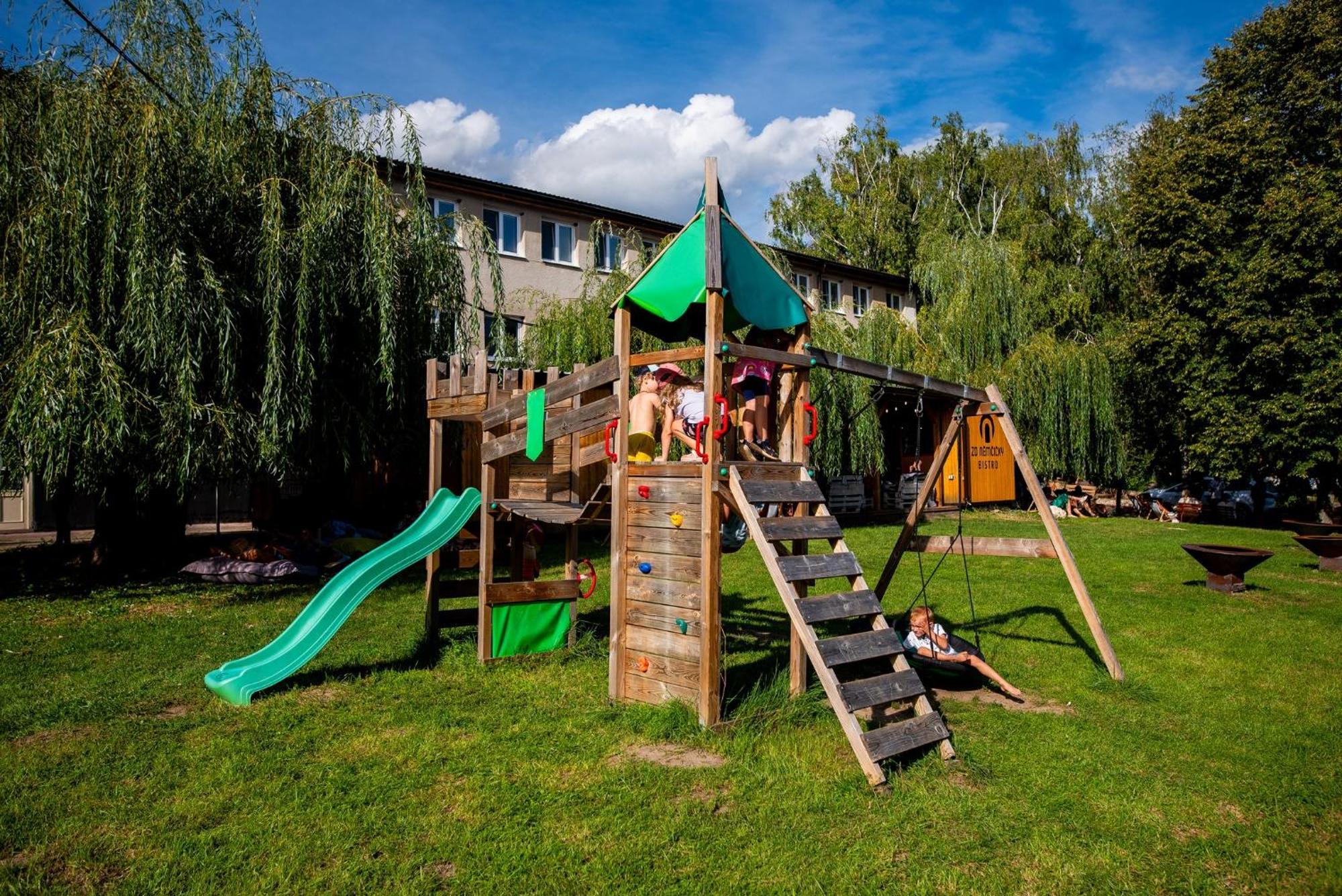 Ubytovani Ve Vinarstvi Zd Nemcicky Bagian luar foto